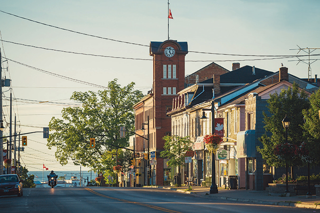 Norm Foster's A Woman's Love List - Image 3